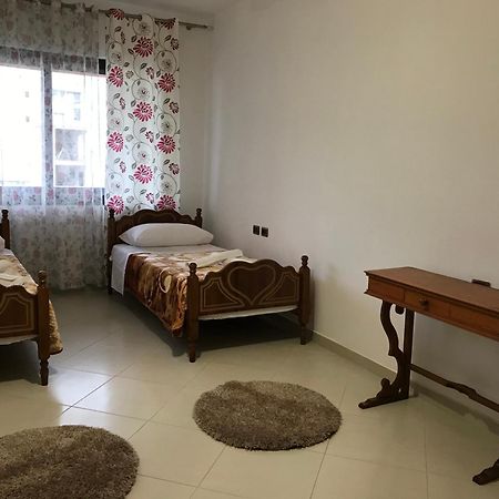 Home Sweet Home 1 - Guest House Tiranë Phòng bức ảnh
